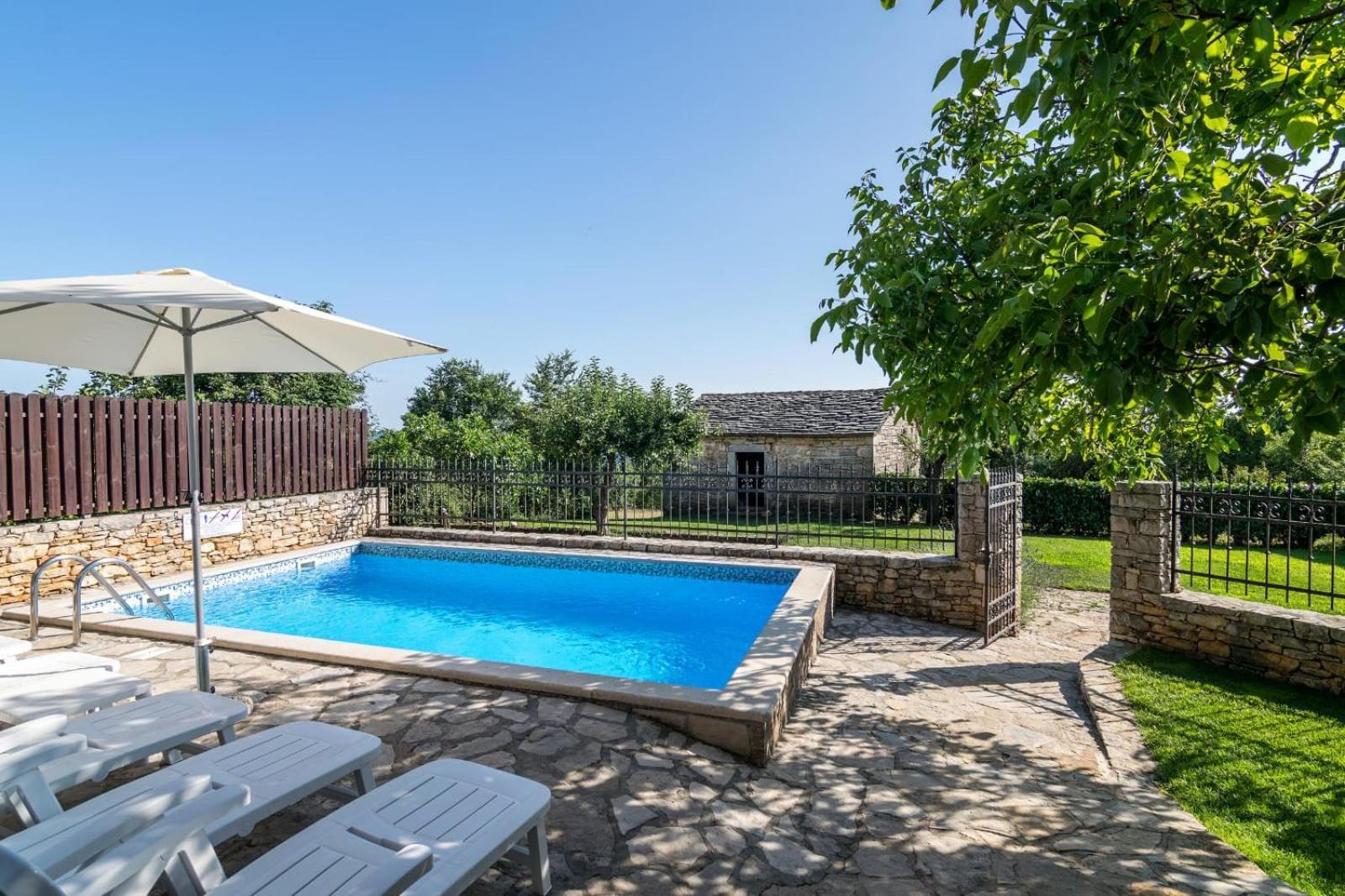 Rustic Villa Marija With Panoramic View In Zrenj Экстерьер фото